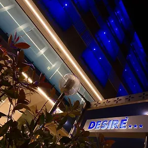 فندق Desire', ريتشوني